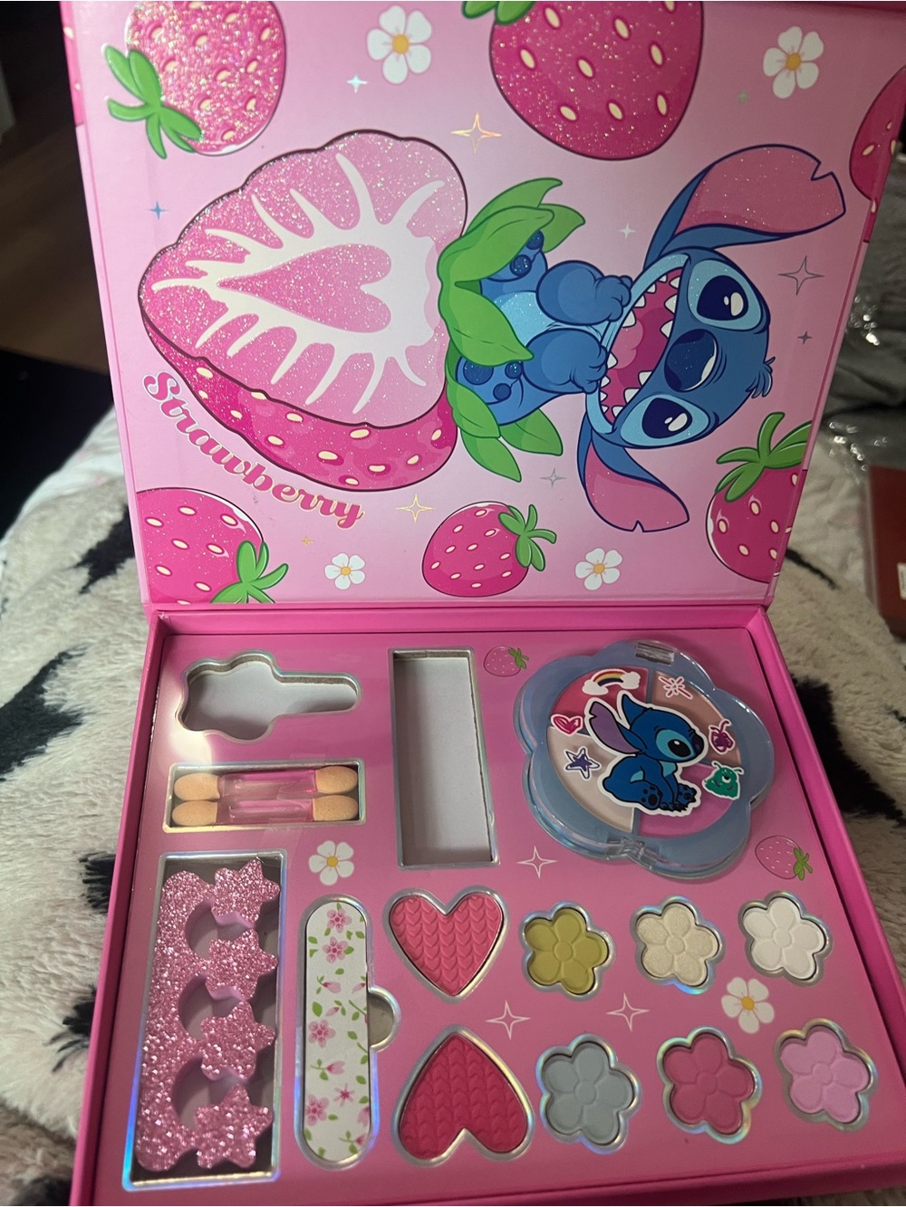 Stitch Strawberry Kids Makeup & Play Set - Pink